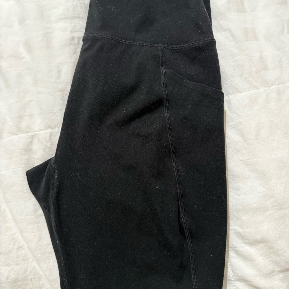 Alphalete Jet Black Performance Leggings - Picture 3 of 4